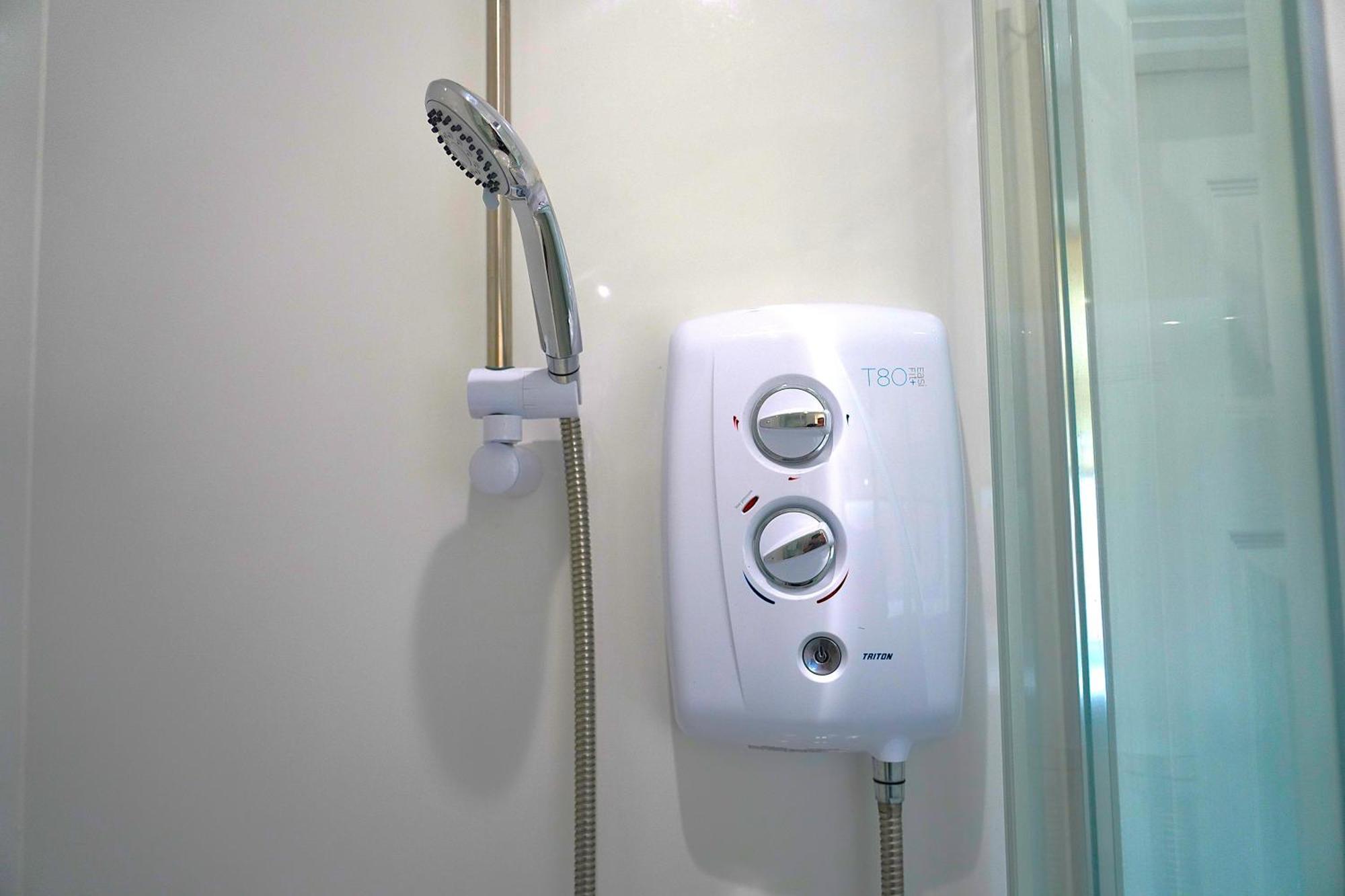 Sleeps 10, Free Parking, Close To Science Park, King Size Bed Milton  Экстерьер фото