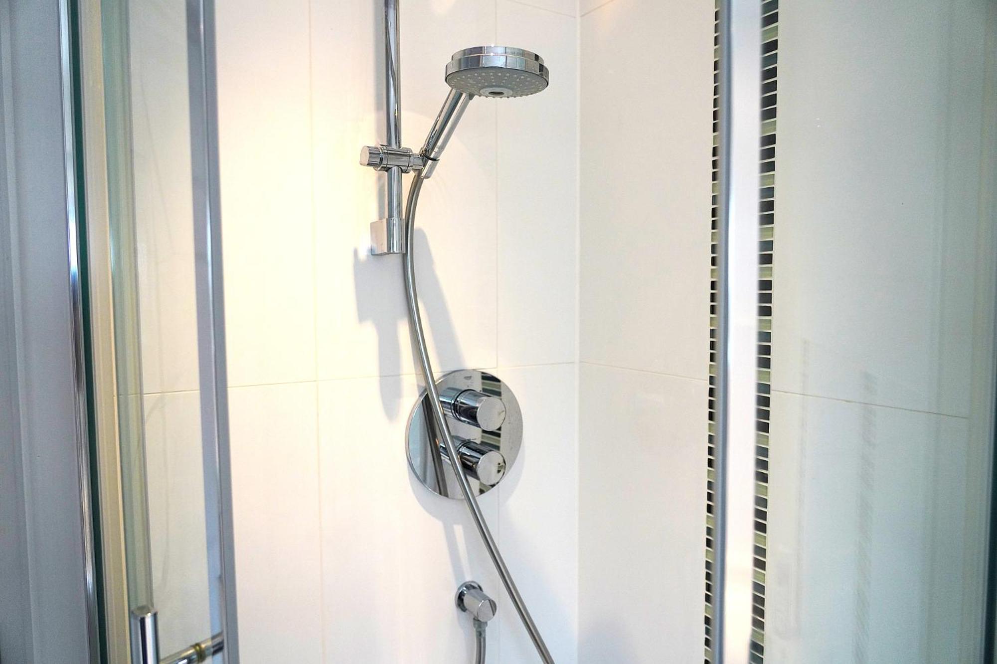 Sleeps 10, Free Parking, Close To Science Park, King Size Bed Milton  Экстерьер фото