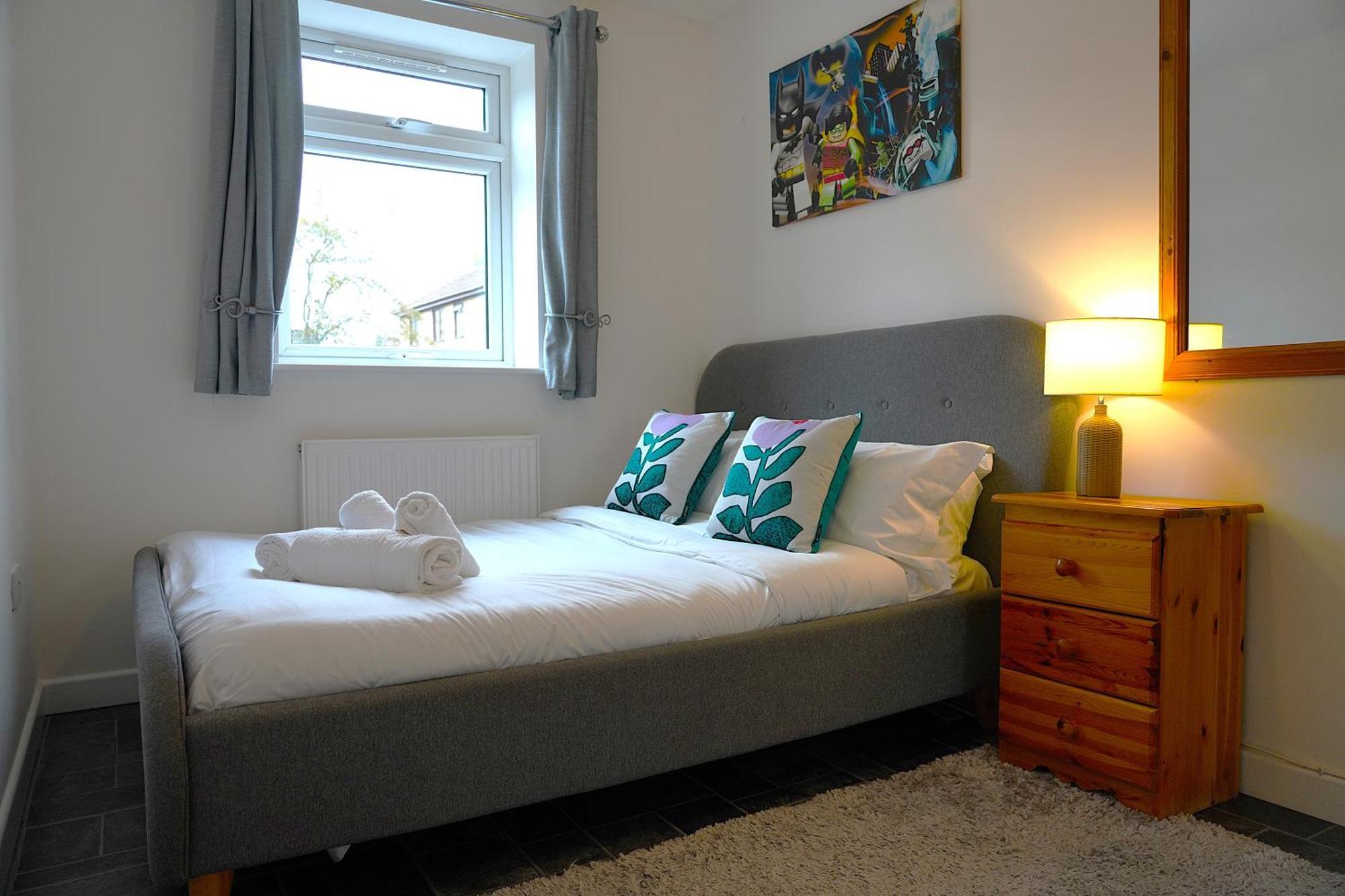 Sleeps 10, Free Parking, Close To Science Park, King Size Bed Milton  Экстерьер фото
