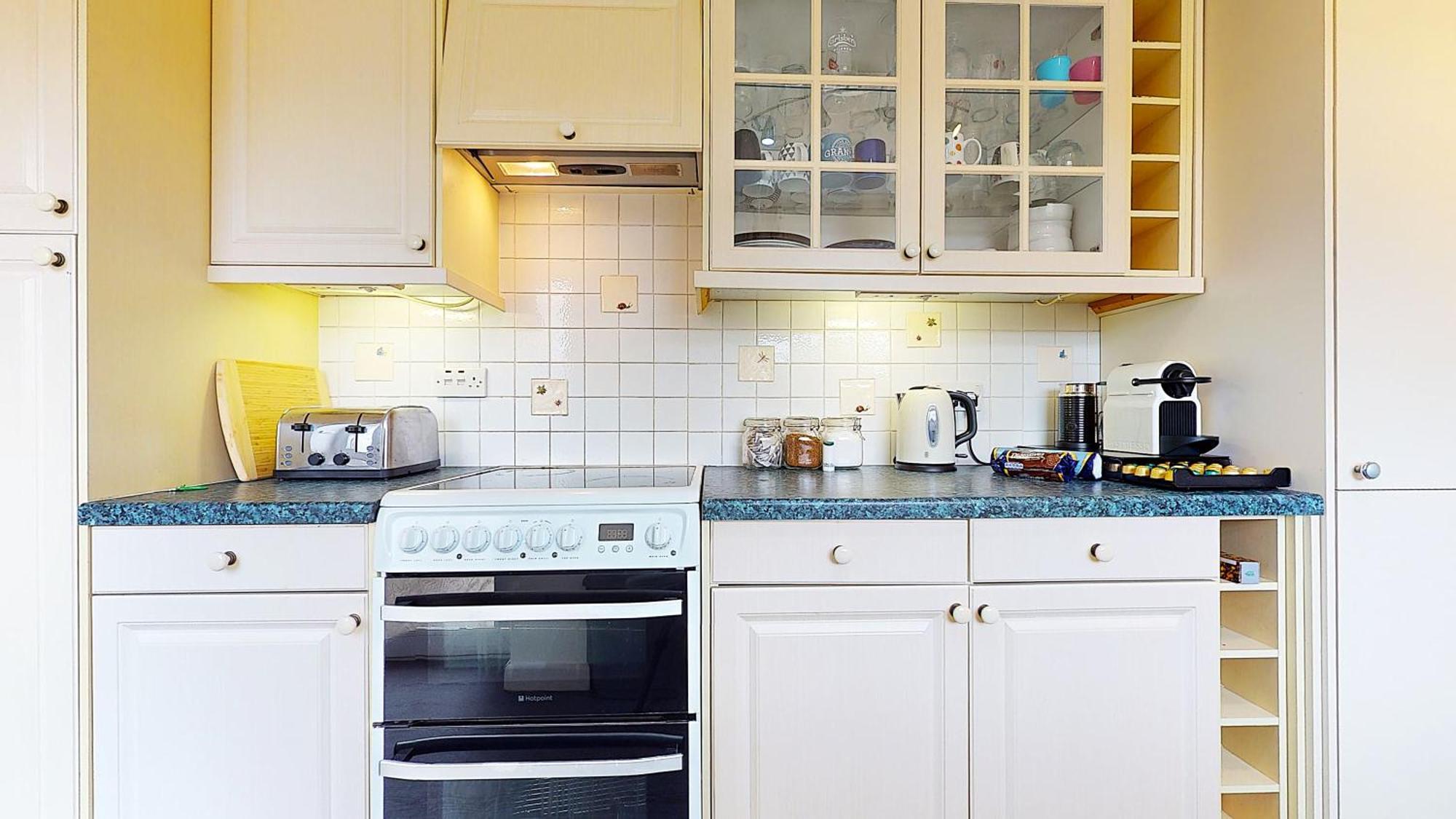 Sleeps 10, Free Parking, Close To Science Park, King Size Bed Milton  Экстерьер фото