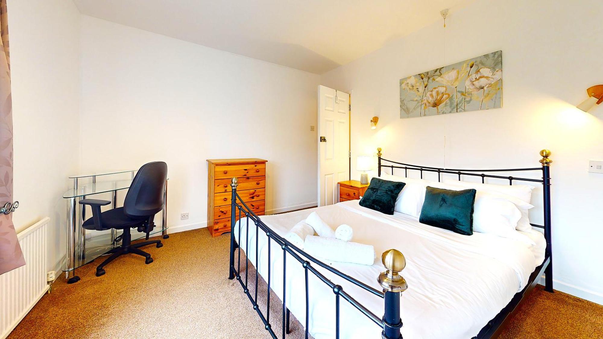 Sleeps 10, Free Parking, Close To Science Park, King Size Bed Milton  Экстерьер фото